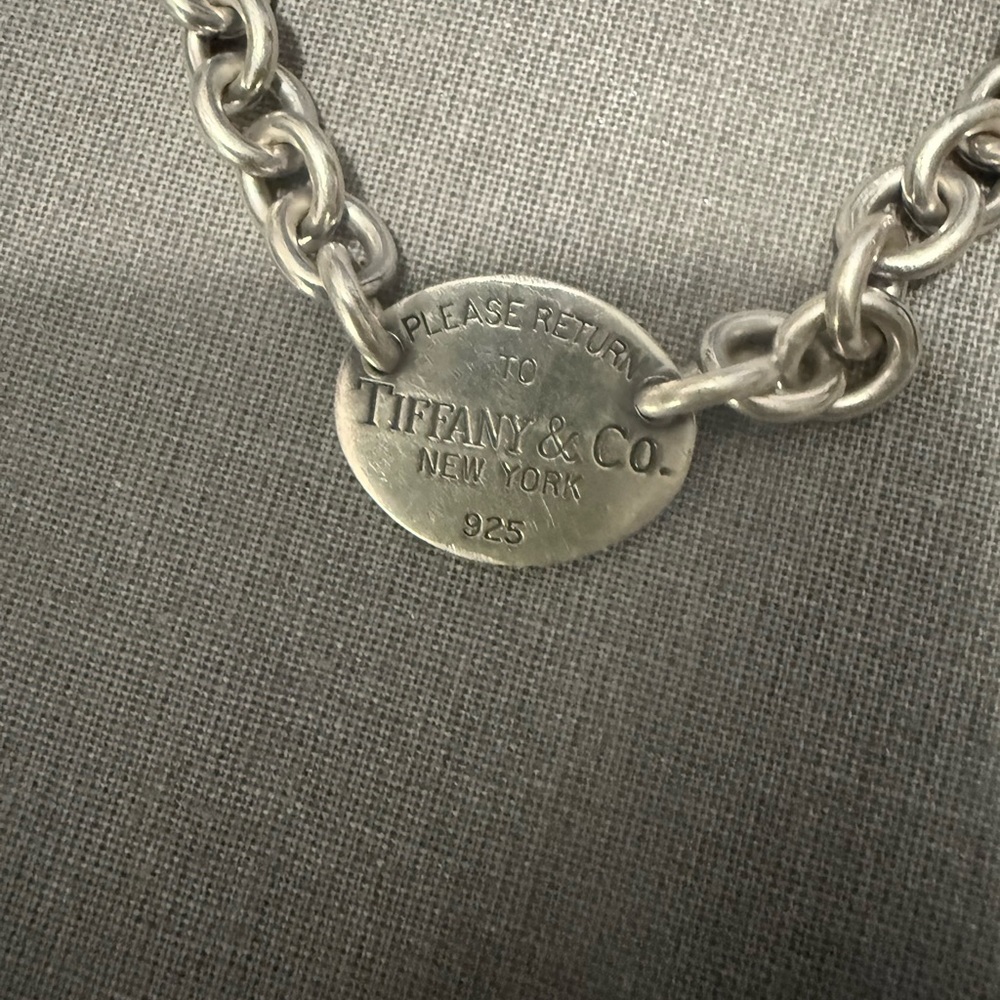 🩵8 1/2”❣️Tiffany & Co. Round Tag Please Return To Tiffany Pendant Bracelet